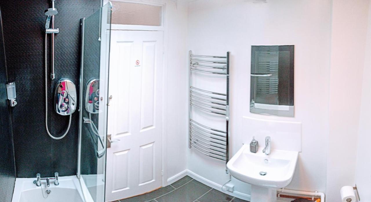 Brookview 2Br Flat Oxford City Centre Free Parking ภายนอก รูปภาพ