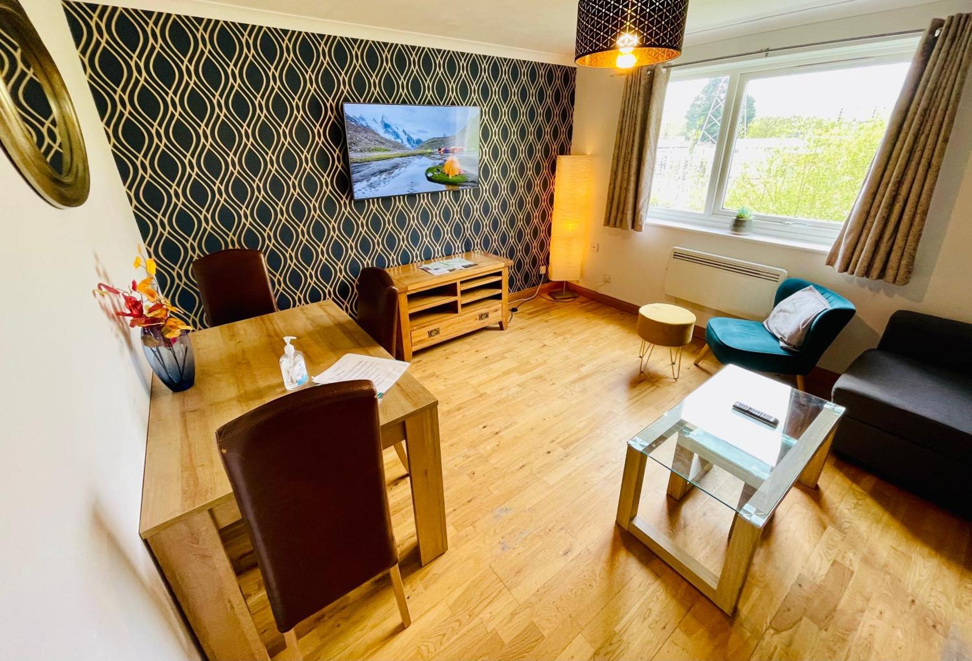 Brookview 2Br Flat Oxford City Centre Free Parking ภายนอก รูปภาพ